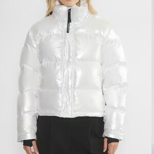 Aritzia Women's White Pearl Puffer Jacket